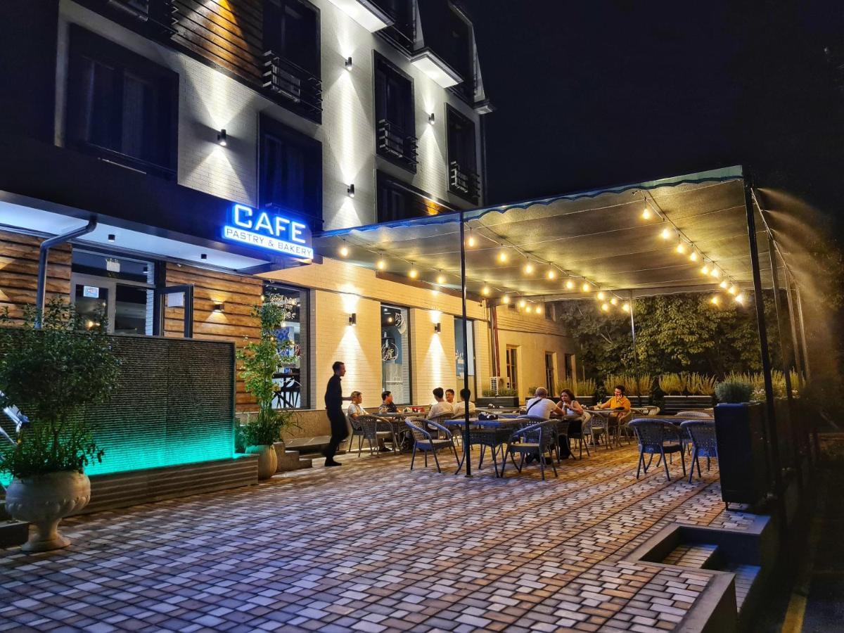 Sharaf Hotel Ташкент Экстерьер фото