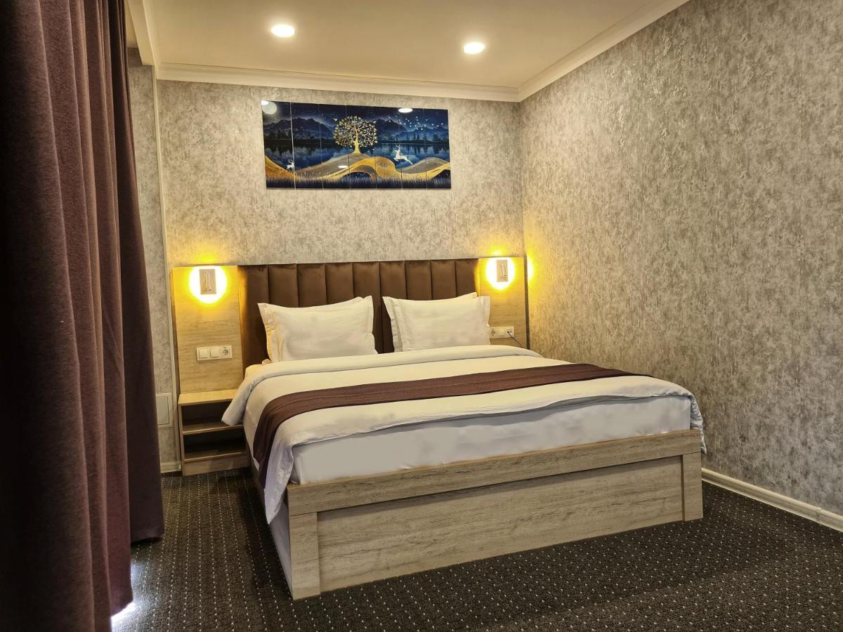 Sharaf Hotel Ташкент Экстерьер фото